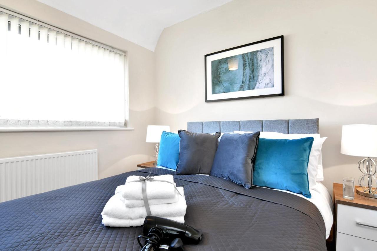 Xclusive Living Stay Near Airport & Nec, The Whitecroft Sheldon  Esterno foto