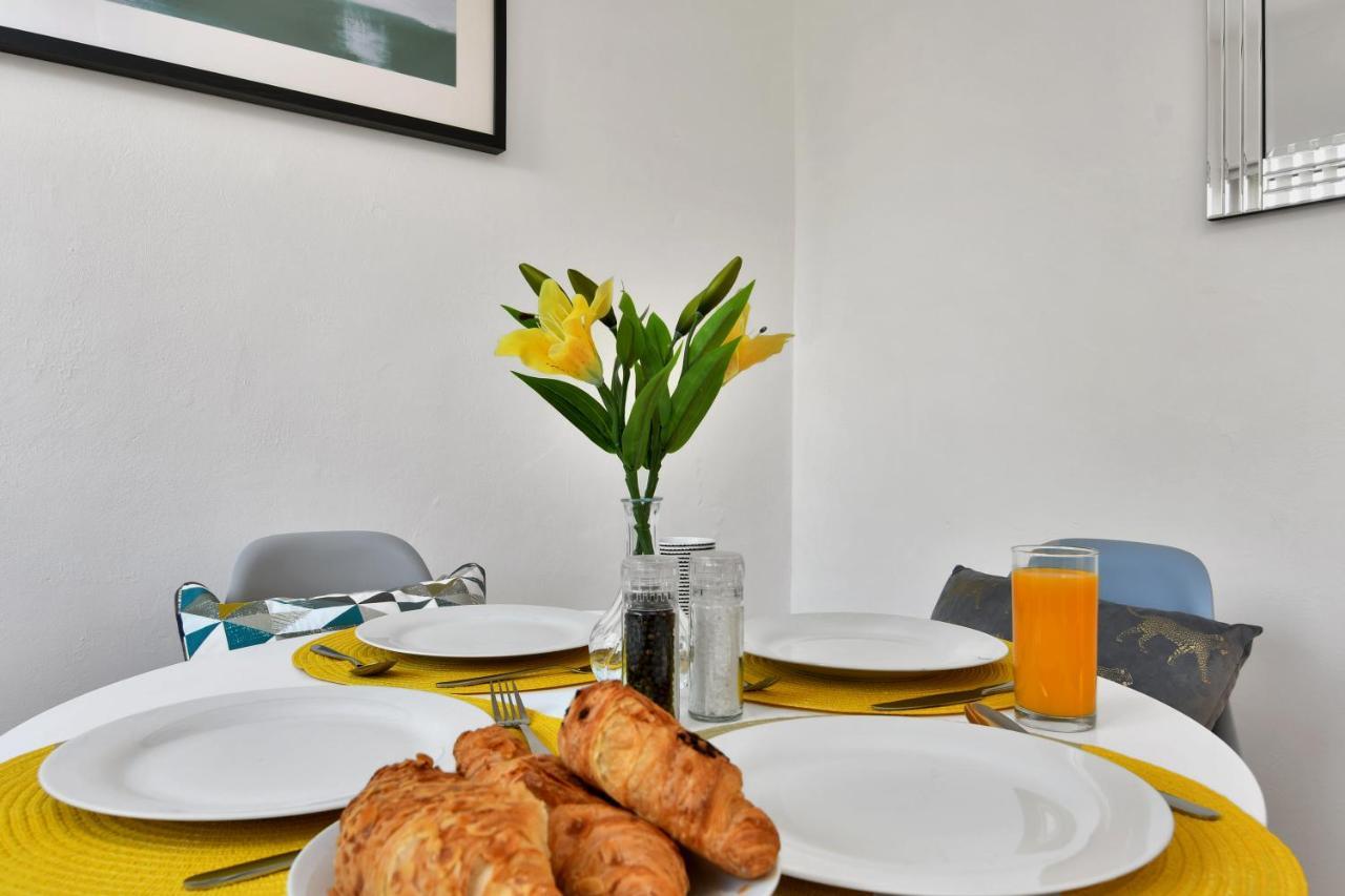 Xclusive Living Stay Near Airport & Nec, The Whitecroft Sheldon  Esterno foto